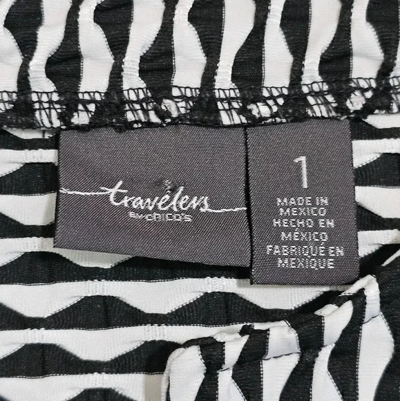 Chico’s Travelers 1 Medium  Black White Geometric Zip Blazer Jacket Work Preppy - Picture 4 of 7